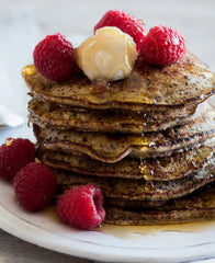 PROTEIN PANCAKES WITH DATE HUNEY DRIZZLE